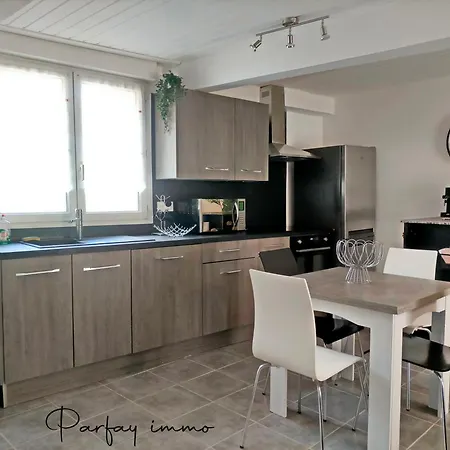Hébergement de vacances Maison De Bourg Avec Terrasse *