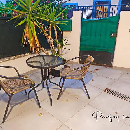 Maison De Bourg Avec Terrasse *