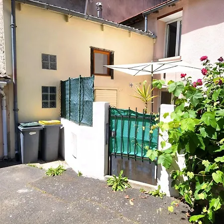 Maison De Bourg Avec Terrasse Hébergement de vacances